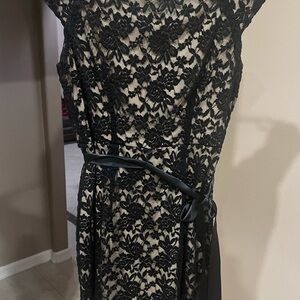Chic Black Lace Long Sleeve Dress